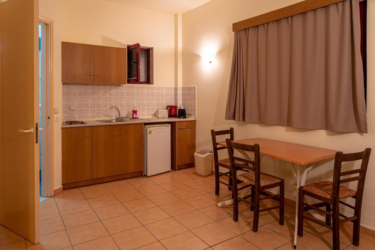 Angela Studios Pefkos Pefki Екстериор снимка