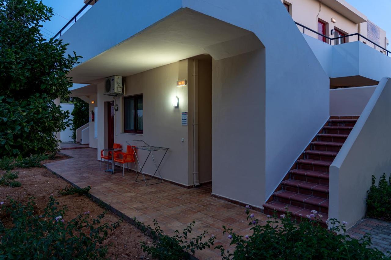 Angela Studios Pefkos Pefki Екстериор снимка